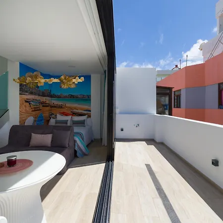 Petit Penthouse Canteras Apartment