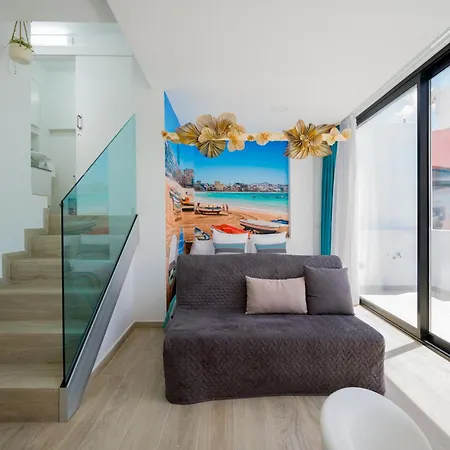 Petit Penthouse Canteras Apartment